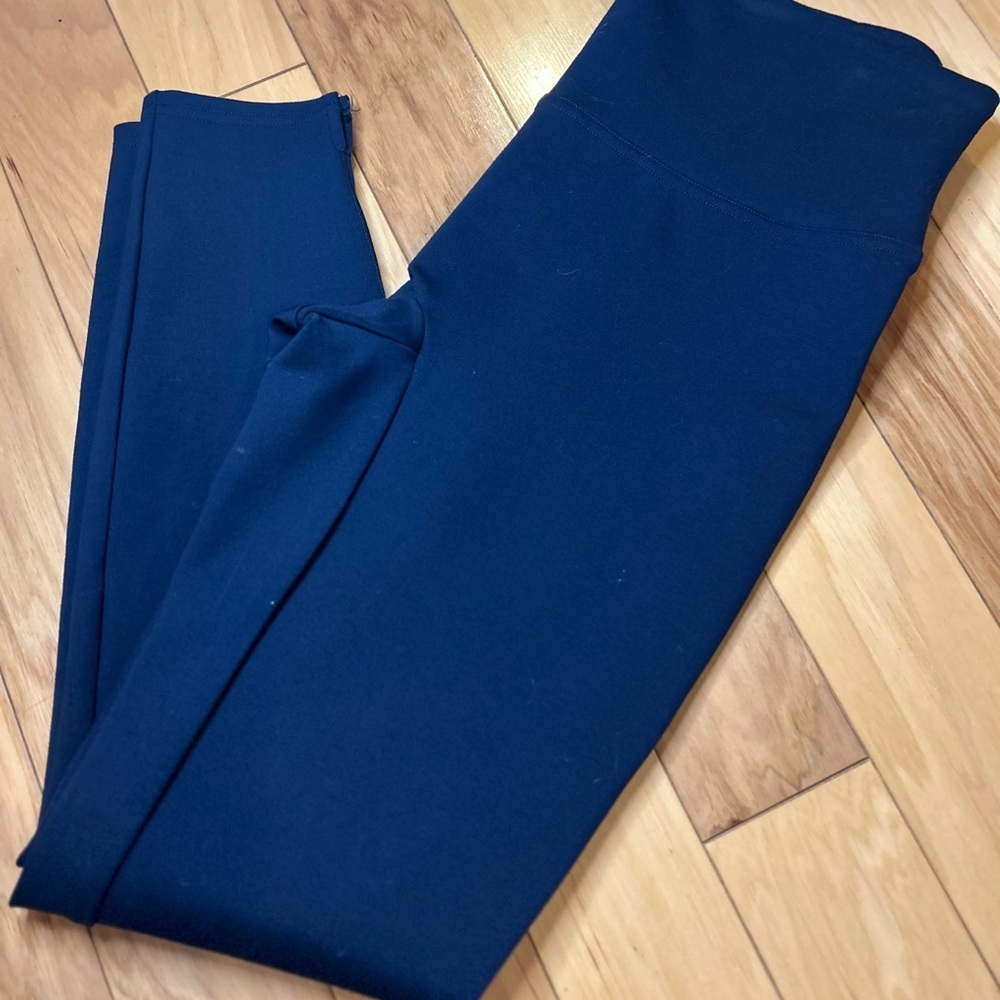 Spanx Navy Blue Women’s Ankle Length Ponte Leggings - Picture 2 of 13